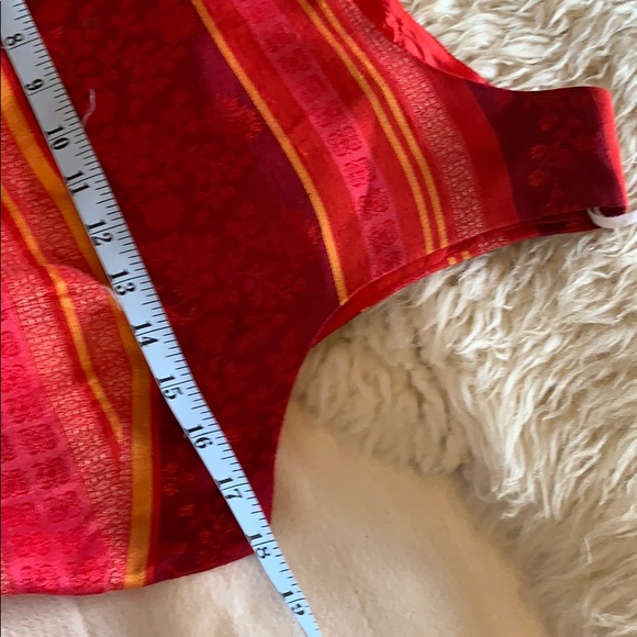 Vibrant Dress - Picture 3 of 8